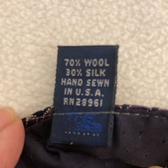 Burberry Hand Sewn Navy & Purple Paisley Patterned Wool/Silk Necktie. - Picture 6 of 6